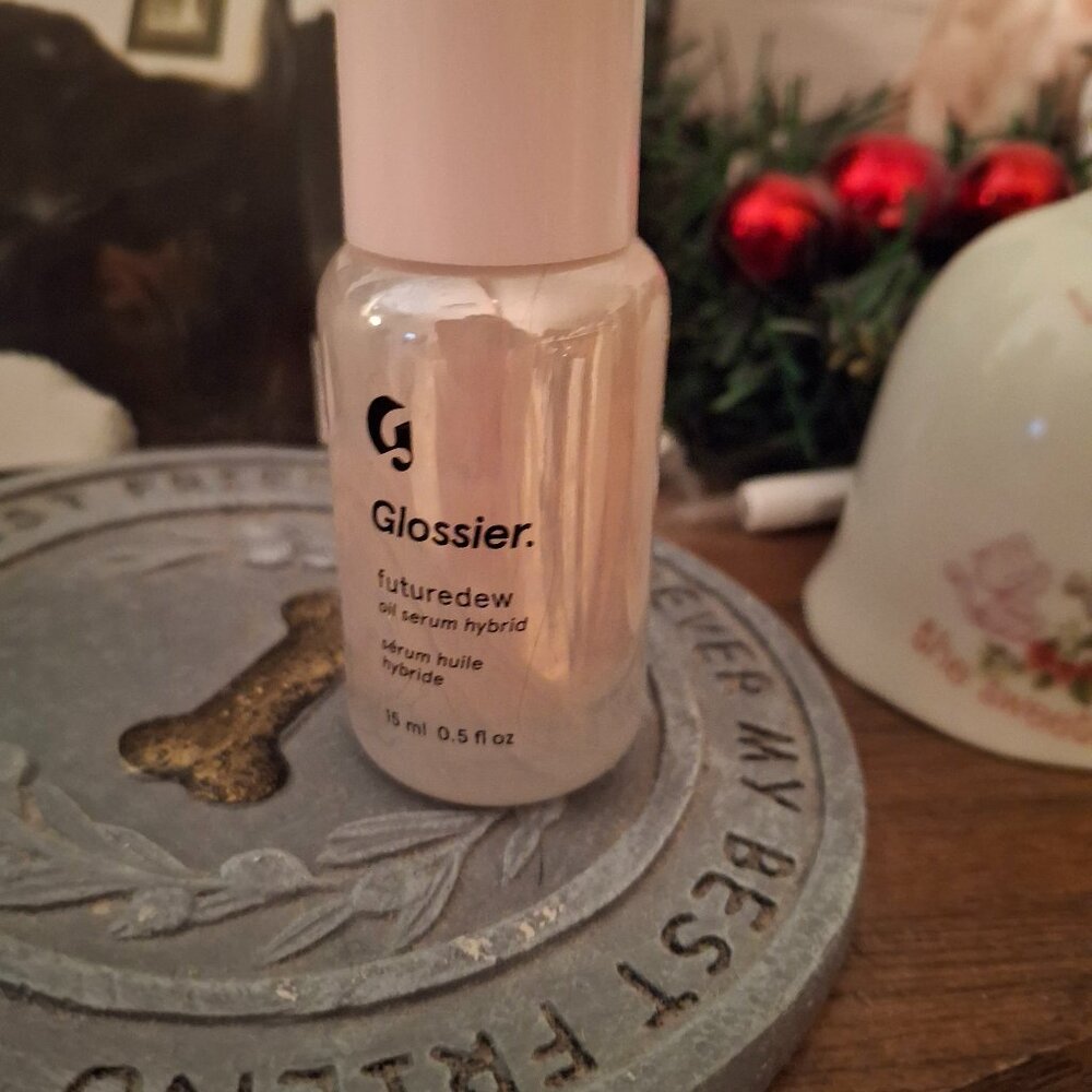 Glossier Futuredew